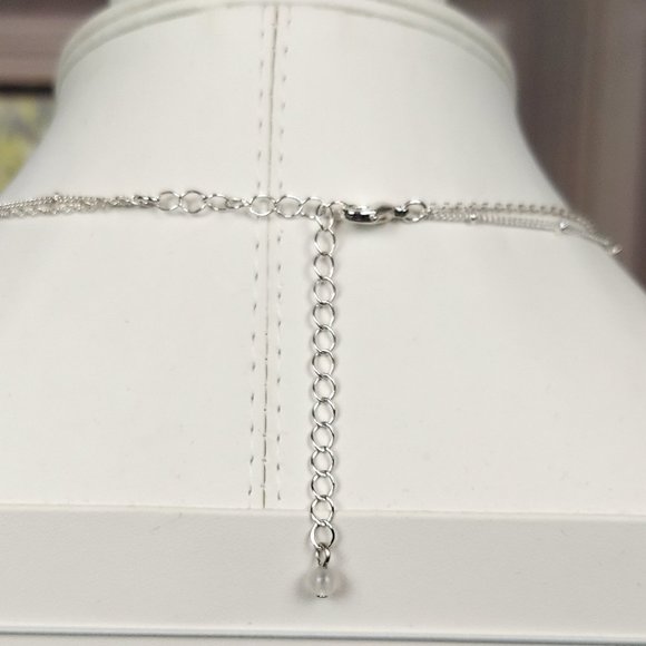 NIB AVON 2 TIER SILVER TONE SAND DOLLAR NECKLACE AND EARRING SET (PINK) - Picture 12 of 14